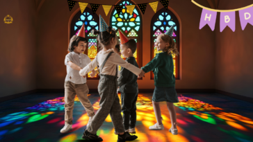 Customised buntings ideas in Dubai for birthday party decoration